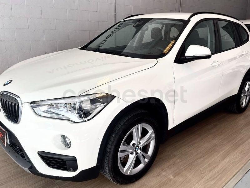 Usado BMW X1 Sport Line 150 CV (110 kW) 2018 Blanco SUV