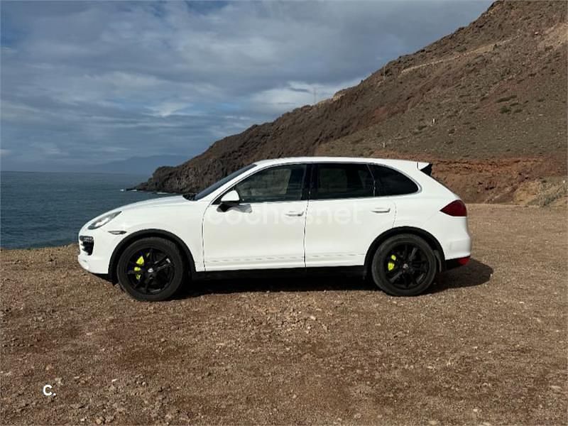 Usado Porsche Cayenne 240 CV (176 kW) 2012 Blanco SUV
