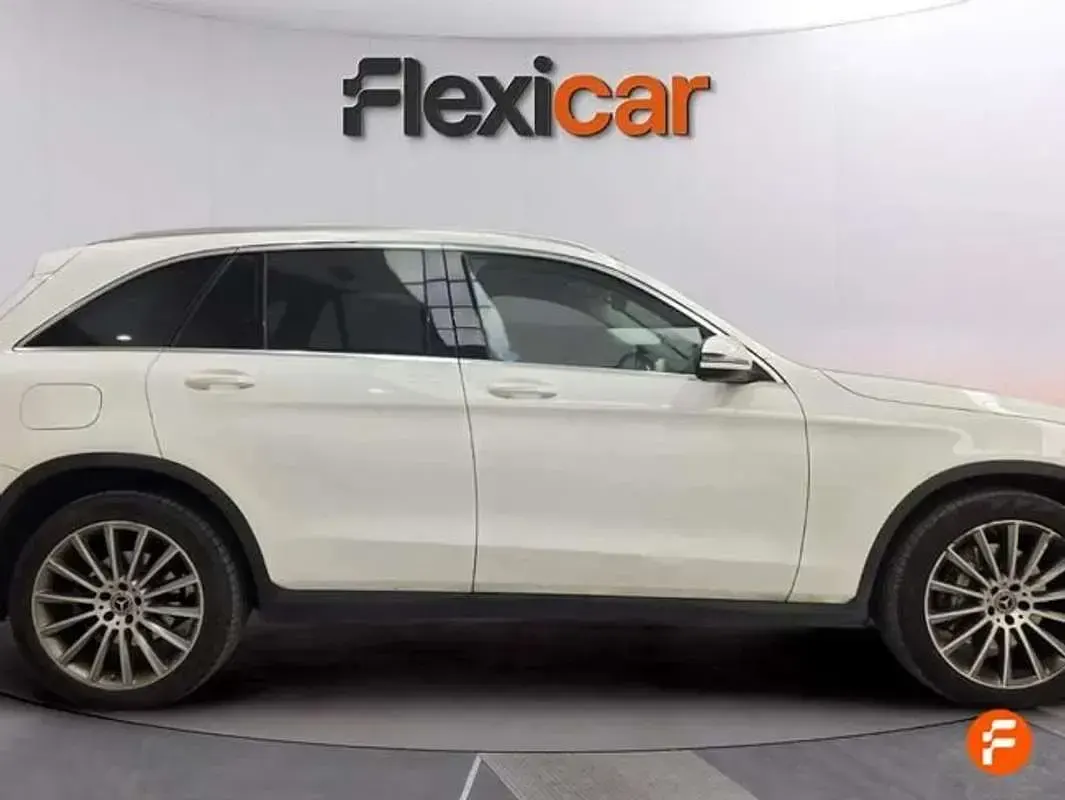 Usado Mercedes GLC220 194 CV (142 kW) 2022 Blanco SUV