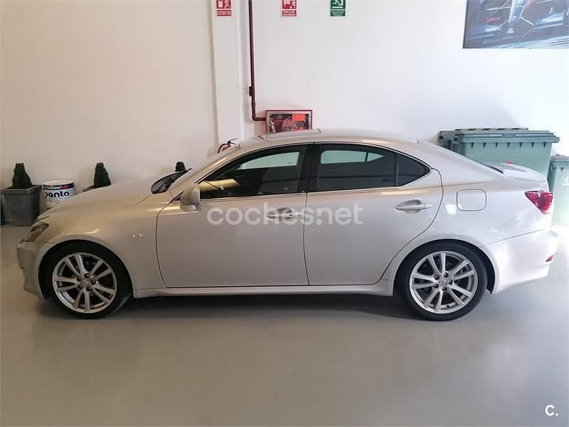 Usado Lexus IS250 Sport Line 208 CV (152 kW) 2006 Gris / plata Berlina