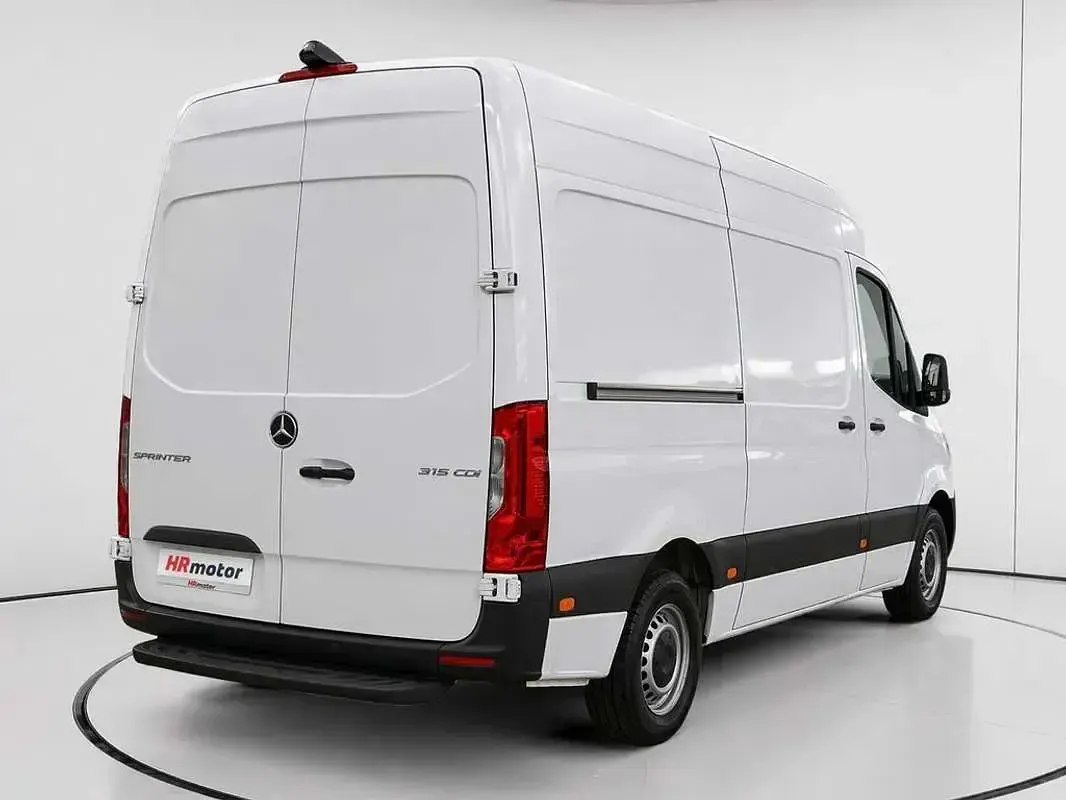Usado Mercedes Sprinter 150 CV (110 kW) 2023 Blanco Van