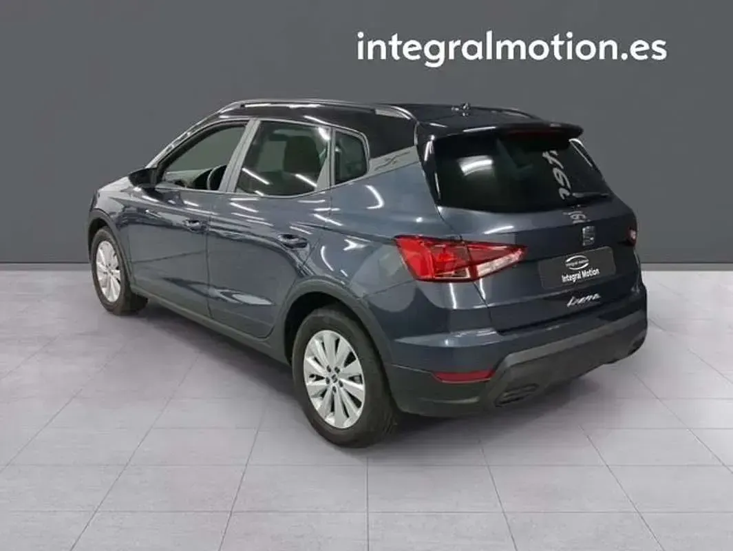 Usado Seat Arona Style 116 CV (85 kW) 2025 Negro SUV