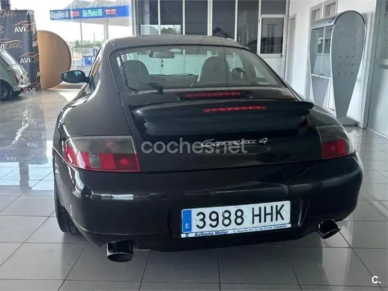 Usado Porsche 911 Carrera 4 300 CV (220 kW) 2001 Negro Coupe