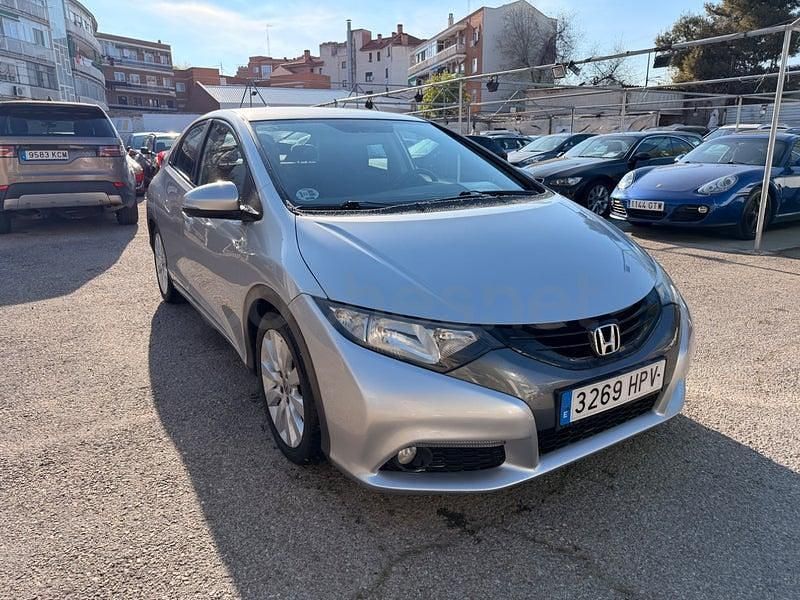 Usado Honda Civic Sport 120 CV (88 kW) 2013 Gris / plata Berlina