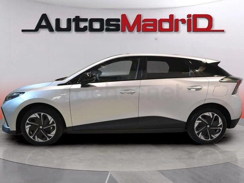 Usado MG MG4 EV Luxury 2023 Eléctrico Utilitario