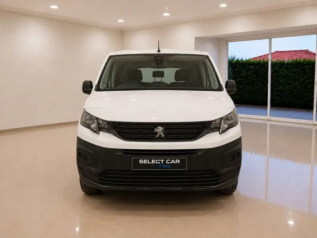 Usado Peugeot Rifter Active 102 CV (75 kW) 2021 Blanco Monovolumen