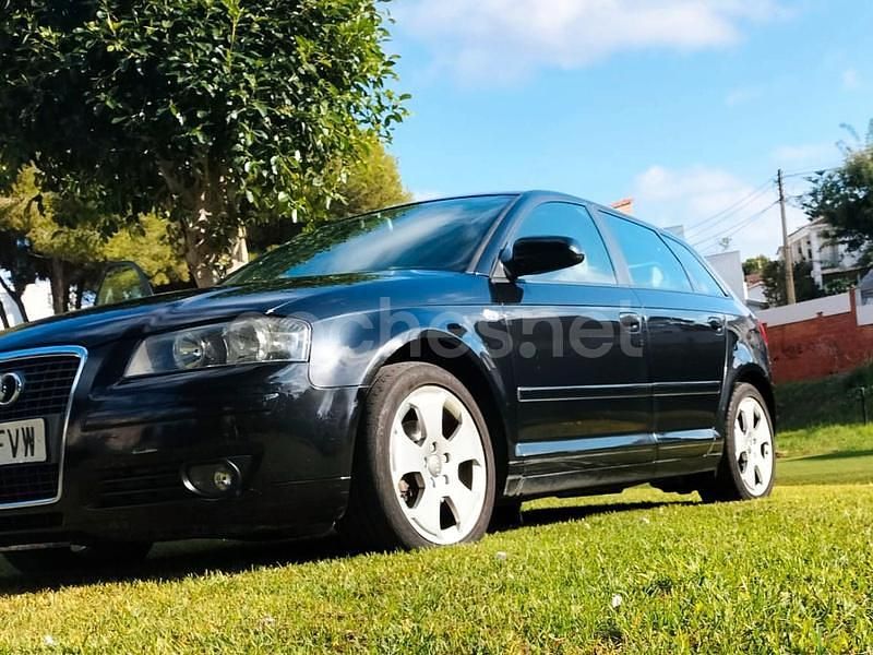 Negro Usado 2007 Audi A3 Sportback Ambition Berlina | 6990 € (Precio justo) - Imagen 1/4