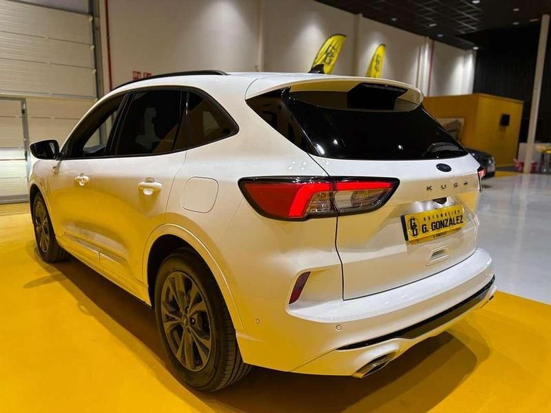 Usado Ford Kuga ST-Line 120 CV (88 kW) 2023 Blanco SUV