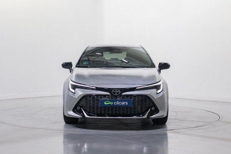 Usado Toyota Corolla Sport 196 CV (144 kW) 2025 Gris / plata Berlina
