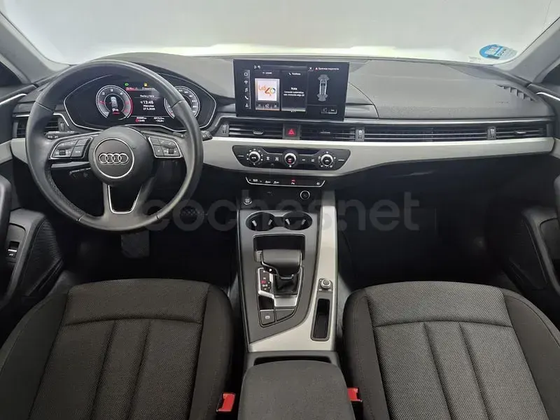 Usado Audi A4 Advanced Plus 136 CV (100 kW) 2022 Blanco Familiar