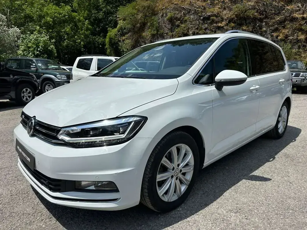 Usado VW Touran Sportline 150 CV (110 kW) 2016 Blanco Monovolumen