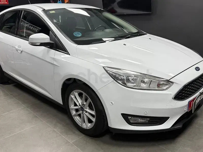 Usado Ford Focus Business Edition 120 CV (88 kW) 2016 Blanco Berlina