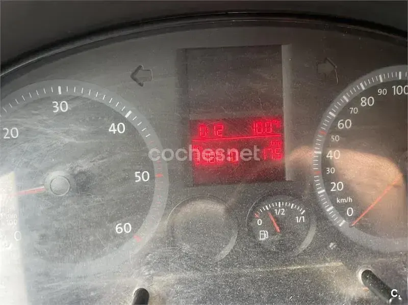 Usado VW Caddy 104 CV (76 kW) 2005 Blanco Monovolumen