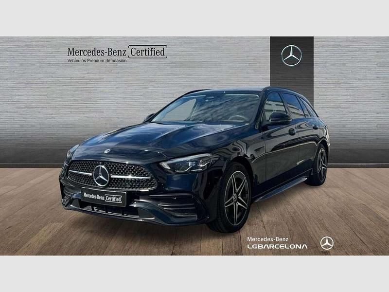 Usado Mercedes C300 AMG line 150 CV (110 kW) 2024 Negro Familiar