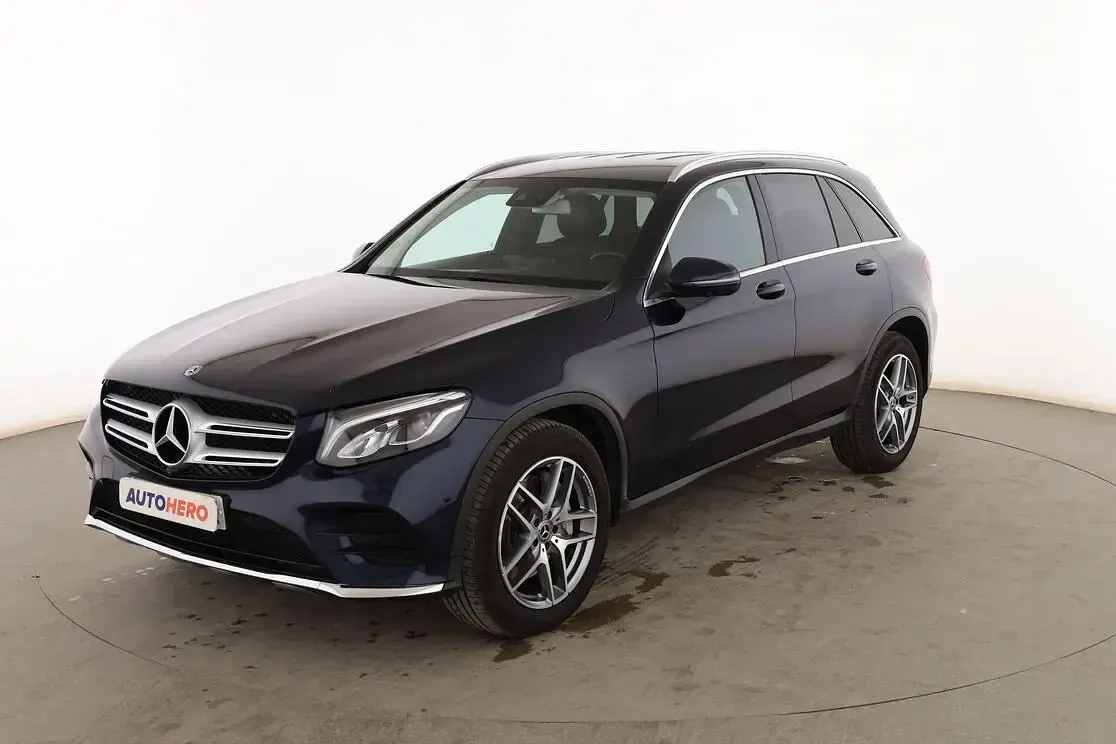 Usado Mercedes GLC220 AMG line 170 CV (125 kW) 2018 SUV