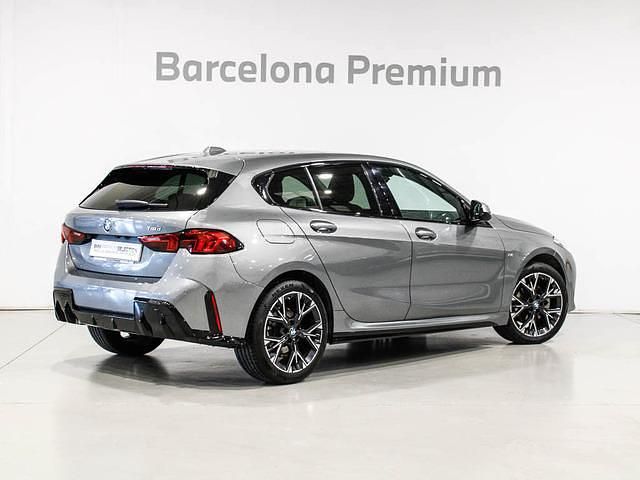 Usado BMW 118 Comfort Edition 150 CV (110 kW) 2025 Utilitario