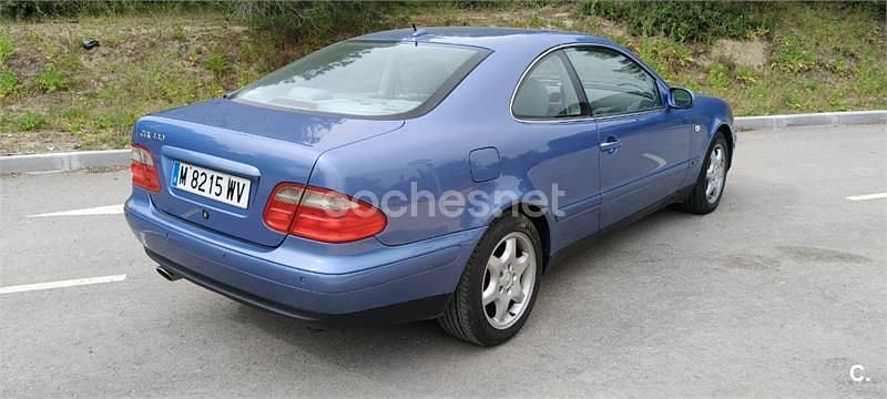 Usado Mercedes CLK430 Elegance 279 CV (205 kW) 1998 Azul Coupe
