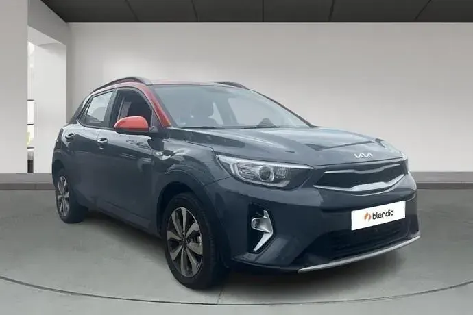 Usado Kia Stonic 100 CV (73 kW) 2023 SUV