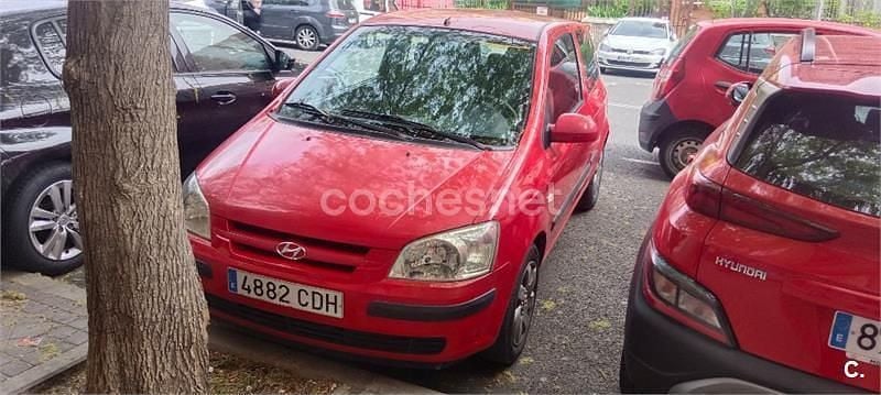 Usado Hyundai Getz 82 CV (60 kW) 2002 Rojo Utilitario