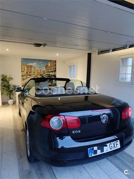 Usado VW Eos 140 CV (102 kW) 2007 Negro Descapotable