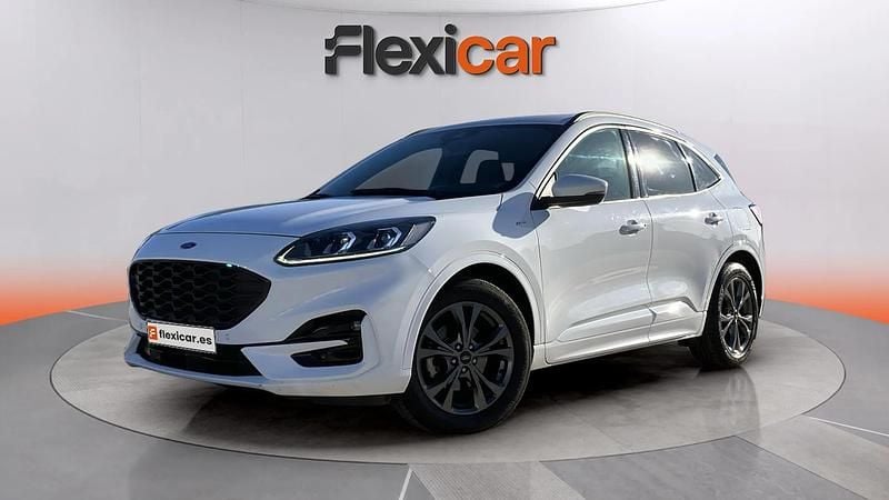 Usado Ford Kuga ST-Line 150 CV (110 kW) 2022 Blanco SUV
