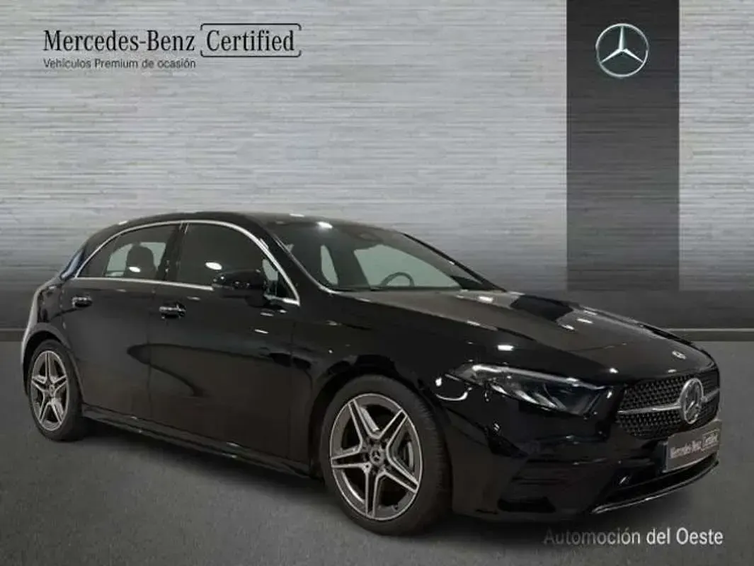 Usado Mercedes A200 163 CV (119 kW) 2025 Negro Berlina