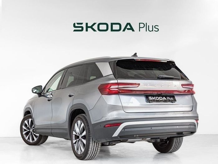 Gris Usado 2024 Skoda Kodiaq Selection SUV | 41.900 € (Caro) - Imagen 1/4
