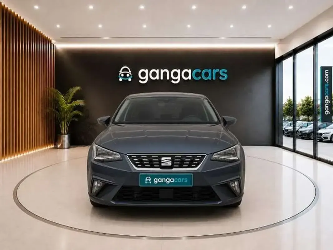 Usado Seat Ibiza XCELLENCE 116 CV (85 kW) 2025 Gris Utilitario