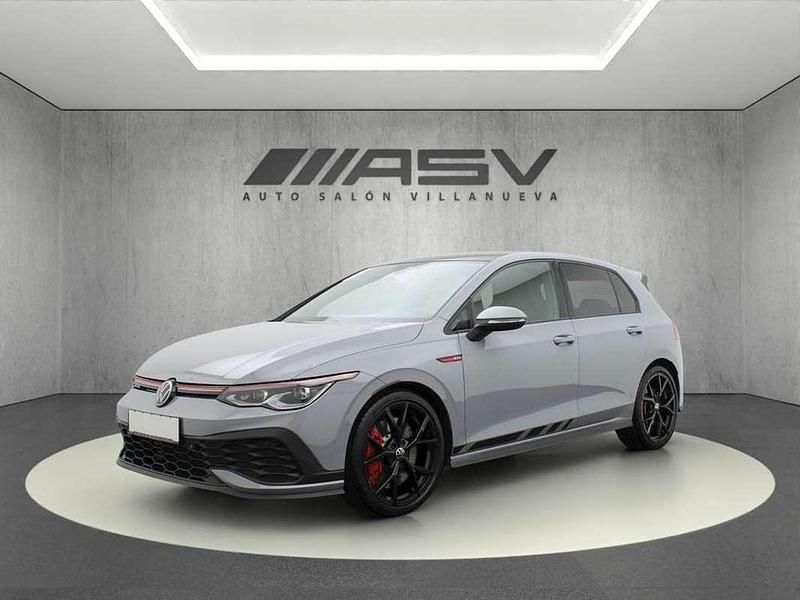 Gris Usado 2024 VW Golf VIII GTI Utilitario | 39.500 € (Precio justo) - Imagen 1/4