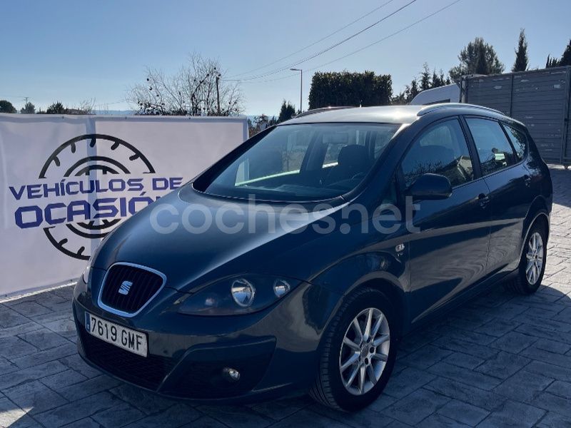 Gris / plata Usado 2009 Seat Altea XL Sport Monovolumen | 4990 € (Precio justo) - Imagen 1/4