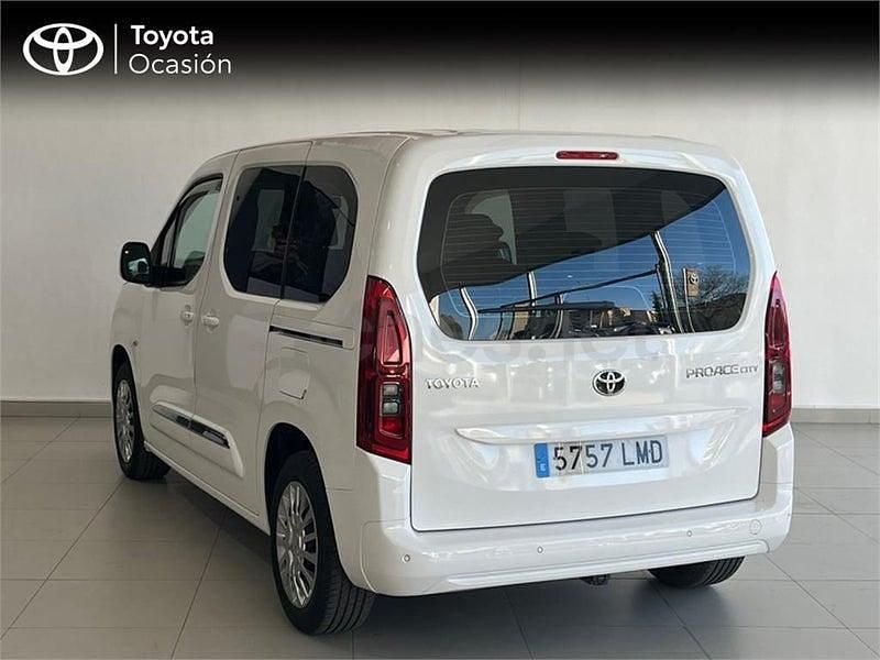 Usado Toyota Proace Verso Active 131 CV (96 kW) 2021 Blanco Familiar