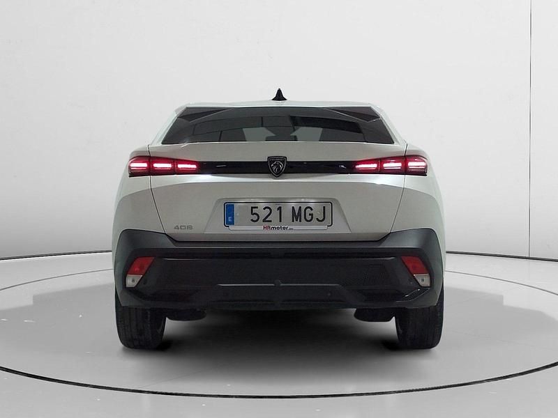 Usado Peugeot 408 Allure 132 CV (97 kW) 2023 Blanco Berlina
