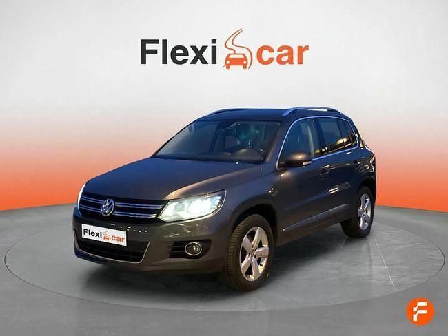 Usado VW Tiguan Sport 177 CV (130 kW) 2015 Gris SUV