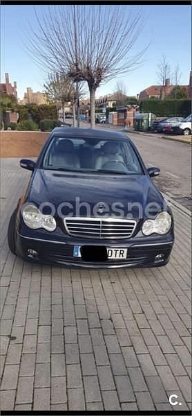 Negro Usado 2005 Mercedes C220 Avantgarde Berlina | 4700 € (Buen precio) - Imagen 1/4