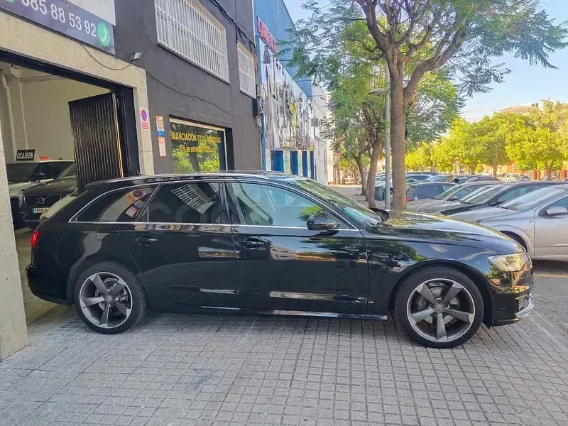 Usado Audi A6 150 CV (110 kW) 2016 Negro Familiar