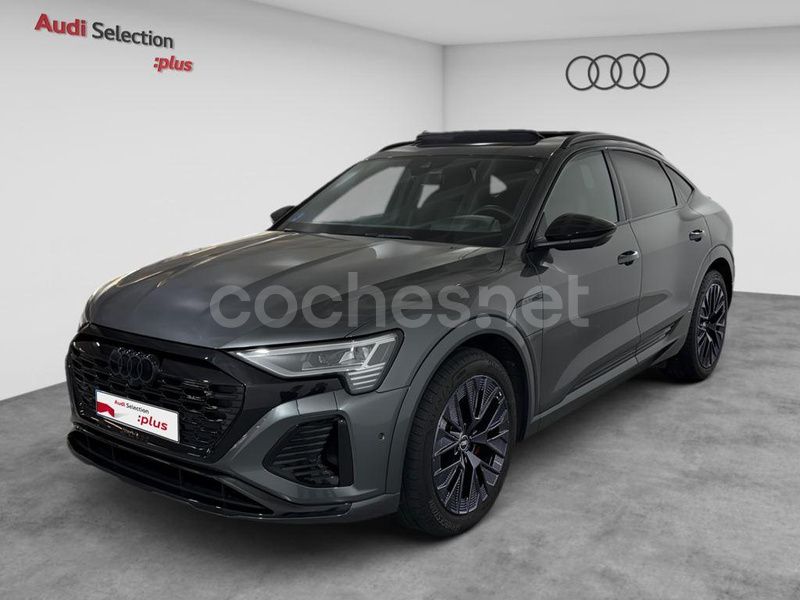 Eléctrico Usado 2023 Audi Q8 Sportback e-tron S-Line SUV | 69.900 € - Imagen 1/4