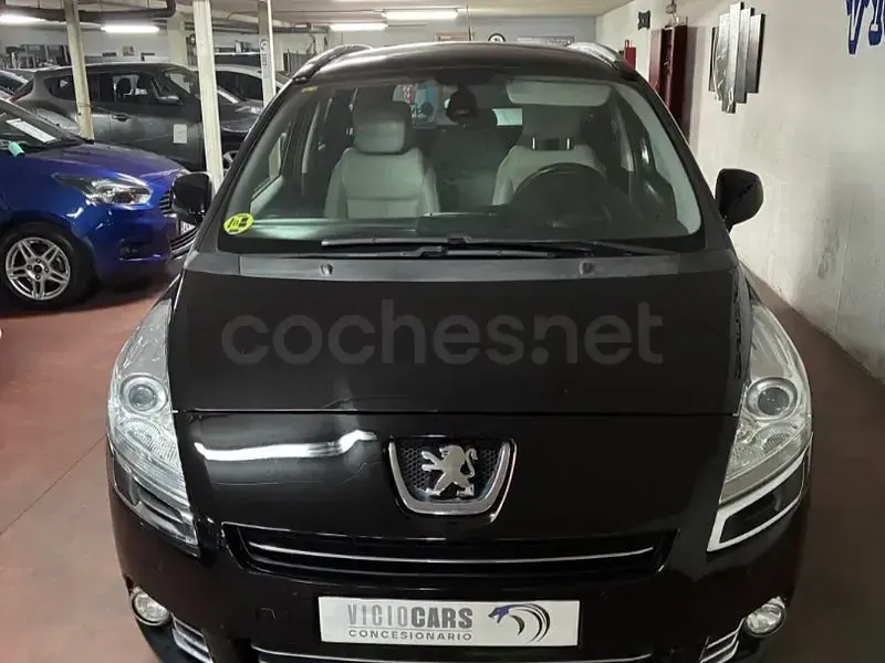 Usado Peugeot 5008 Sport 150 CV (110 kW) 2010 Negro Monovolumen