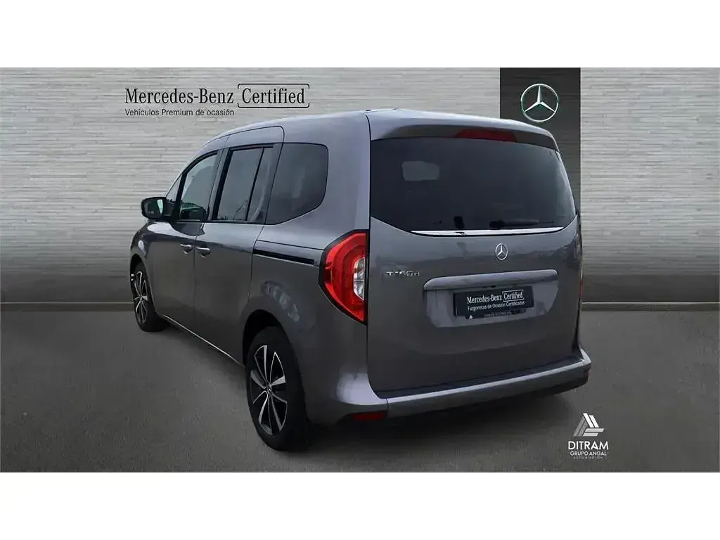 Usado Mercedes T160 95 CV (69 kW) 2024 Gris / plata Monovolumen