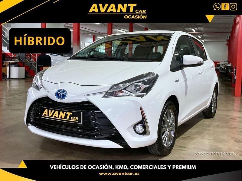 Blanco Usado 2019 Toyota Yaris Hybrid Active Berlina | 15.900 € (Buen precio) - Imagen 1/4