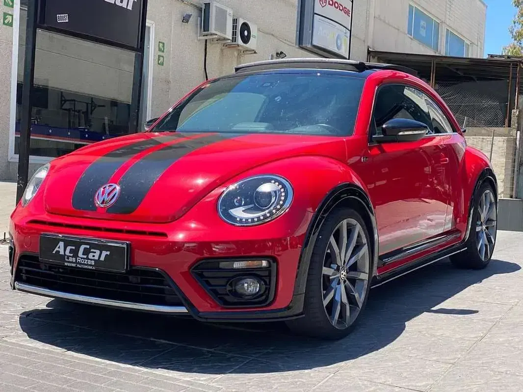 Usado VW Beetle R-line 220 CV (161 kW) 2017 Rojo Utilitario