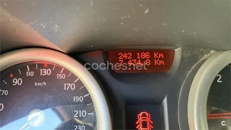Usado Renault Mégane Authentique 100 CV (73 kW) 2006 Verde Berlina