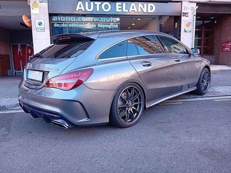 Usado Mercedes CLA45 AMG AMG 381 CV (280 kW) 2017 Gris Berlina