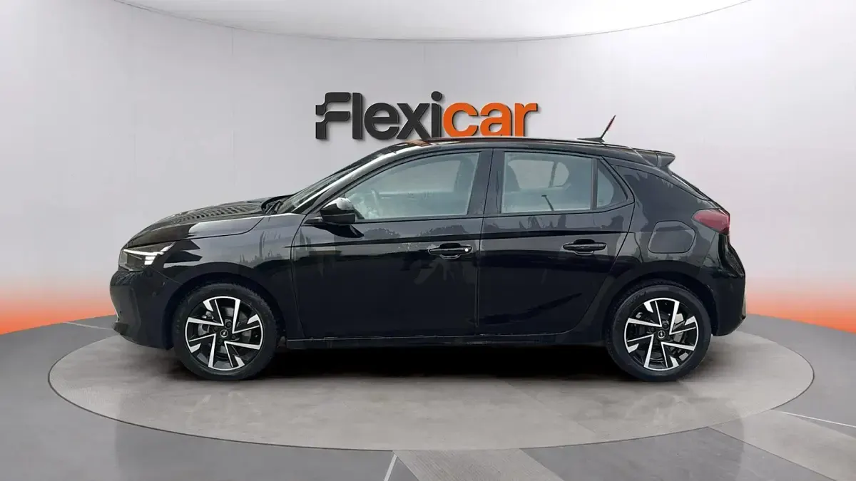 Usado Opel Corsa 101 CV (74 kW) 2024 Negro Utilitario