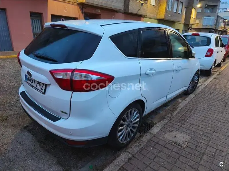 Usado Ford C-MAX Titanium 125 CV (91 kW) 2013 Blanco Monovolumen