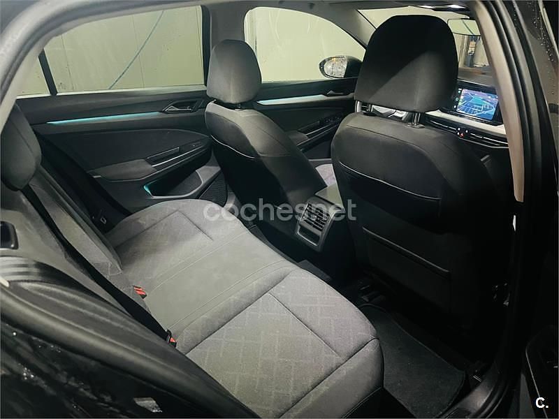 Usado VW Golf VII Style 150 CV (110 kW) 2020 Negro Berlina