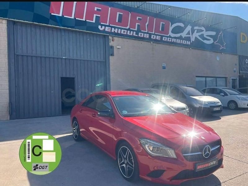Usado Mercedes CLA200 AMG line 136 CV (100 kW) 2016 Rojo Berlina