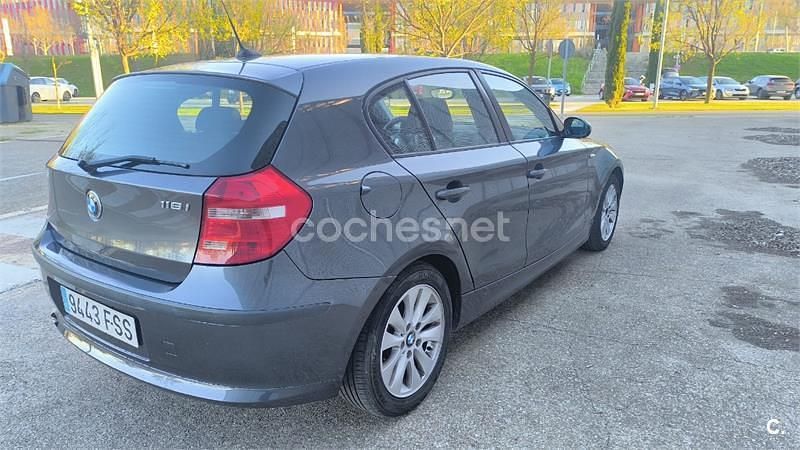 Usado BMW 116 115 CV (84 kW) 2007 Gris / plata Utilitario