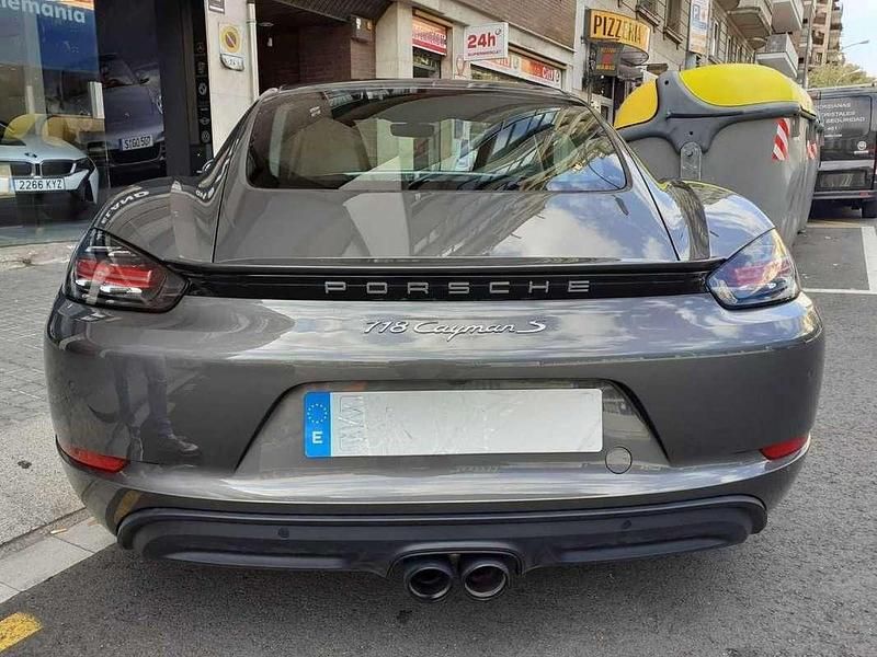 Usado Porsche Cayman S 350 CV (257 kW) 2018 Gris Coupe