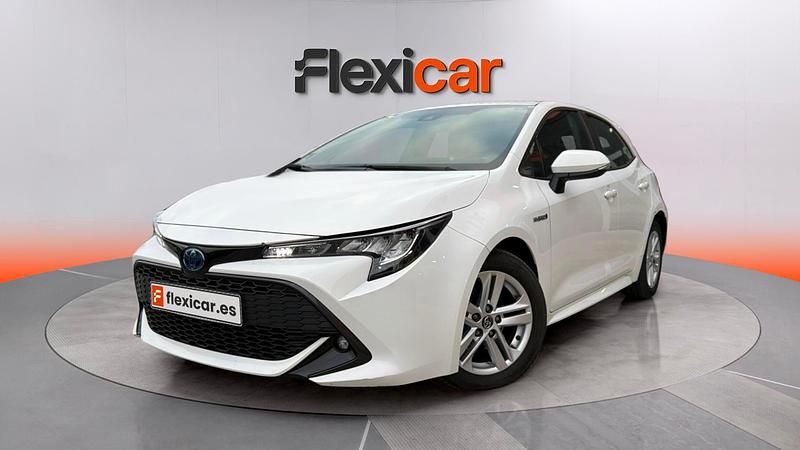 Usado Toyota Corolla Active 122 CV (89 kW) 2020 Blanco Berlina