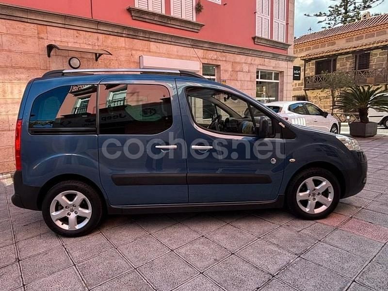 Azul Usado 2010 Peugeot Partner Tepee Outdoor Monovolumen | 7900 € (Precio justo) - Imagen 1/4